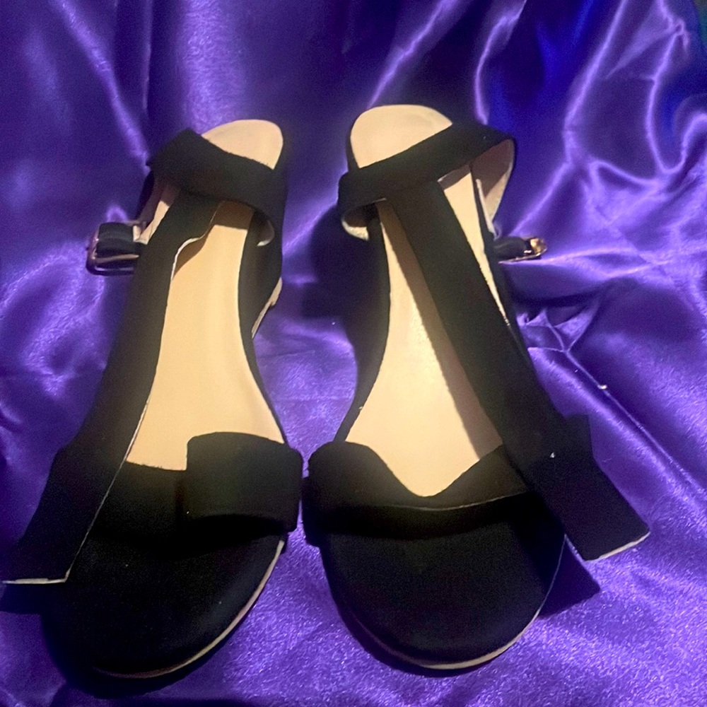 Black wedge sandals